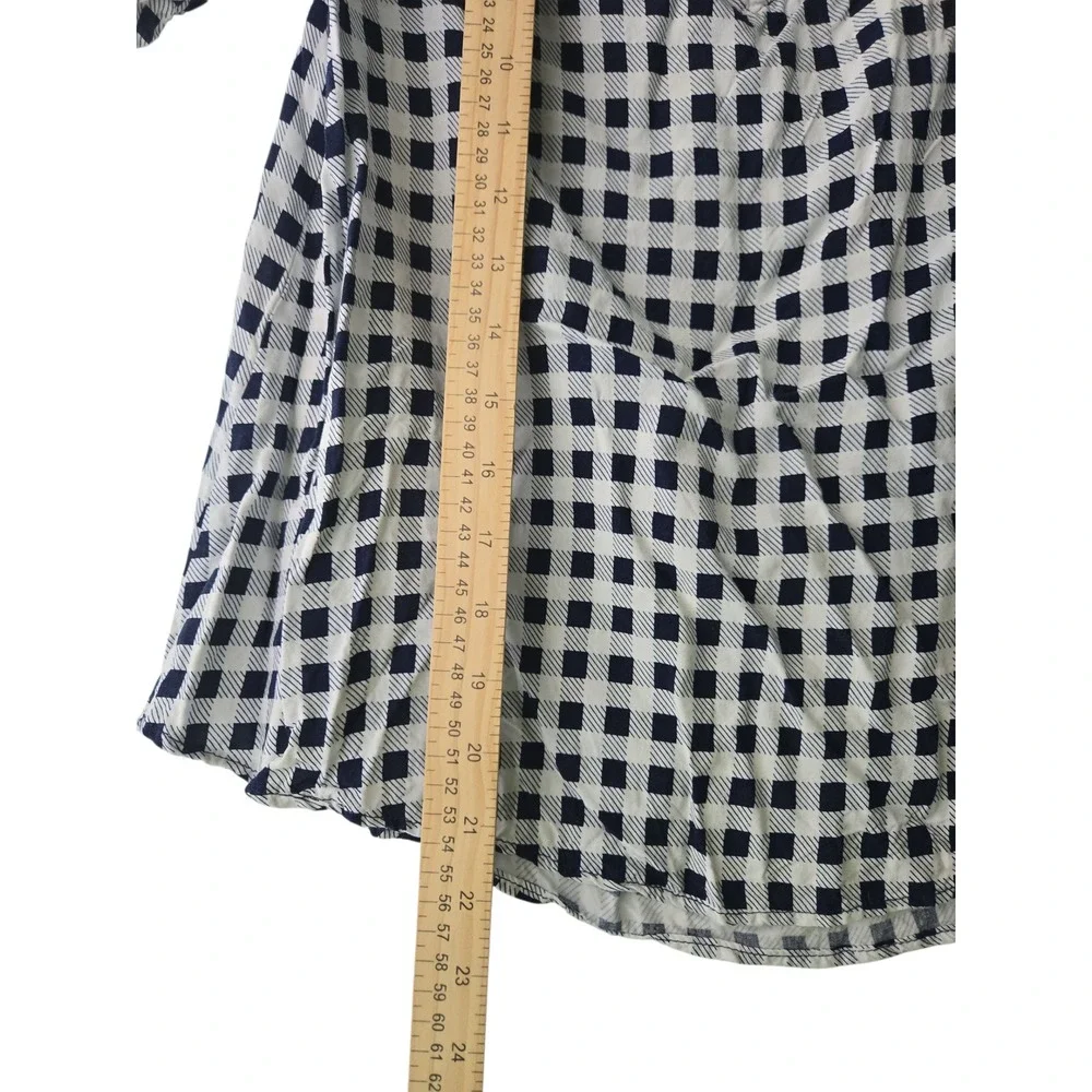 SO Women's Cold Shoulder Top Blouse Medium White Navy Gingham Plaid - Picture 7 of 8